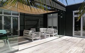 Charming Omaha Beach House